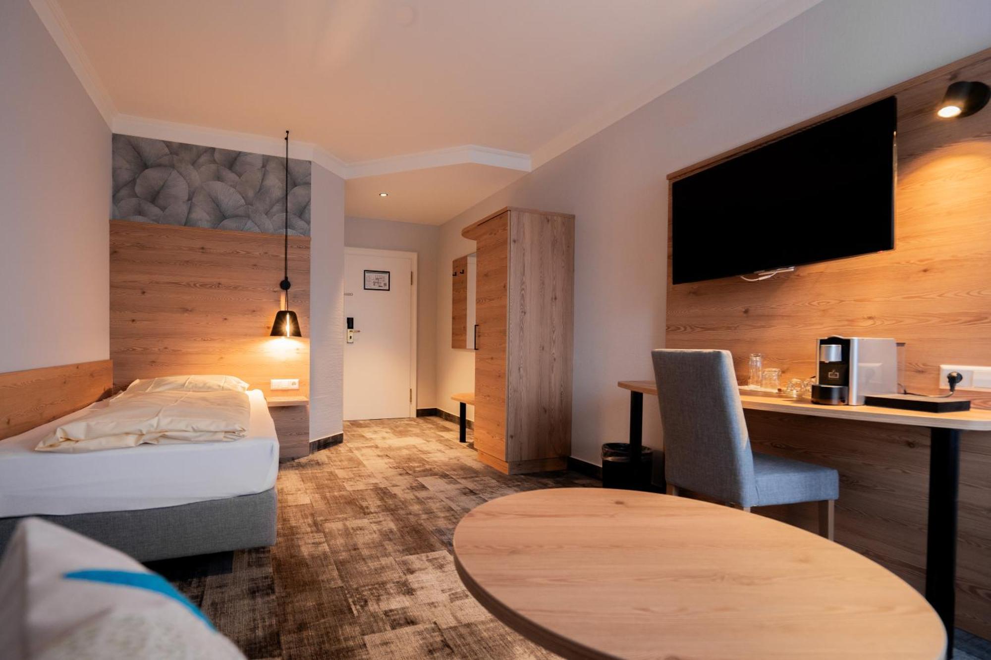 Hotel Adler - Paulas Alb エーインゲン 部屋 写真